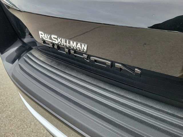 New 2024 GMC Yukon Denali w/ Advanced Technology Package image 10