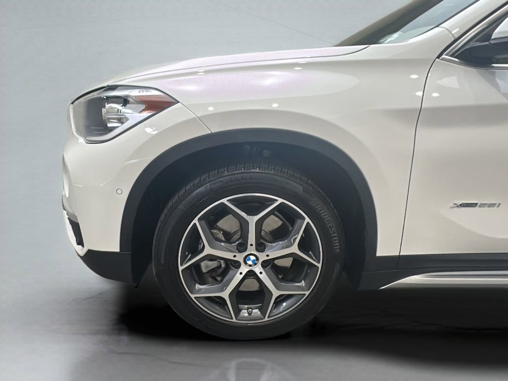 Used 2018 BMW X1 xDrive28i image 3