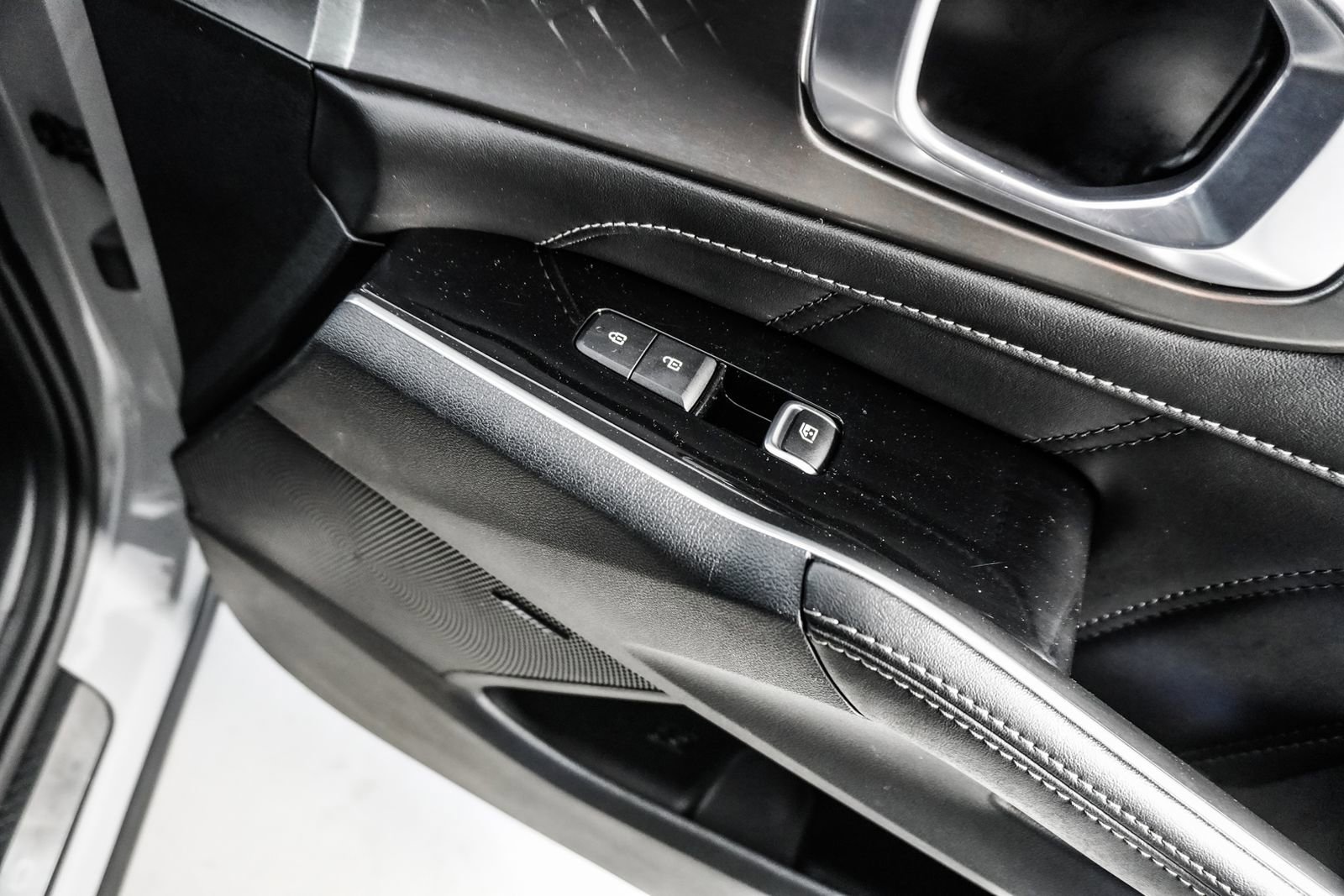 Used 2022 Kia Sorento SX image 42