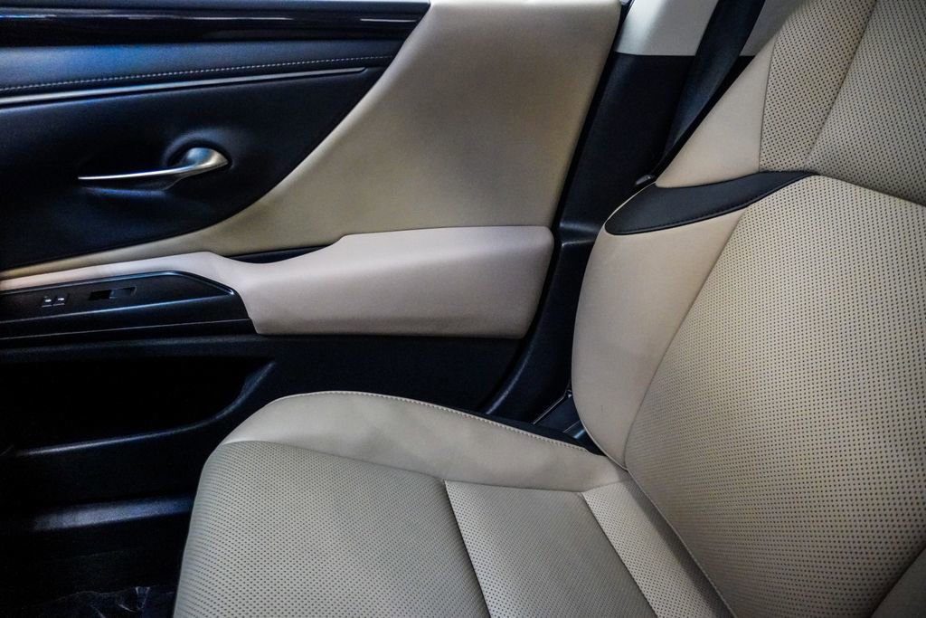 Used 2019 Lexus ES 350 w/ Premium Package FWD image 31