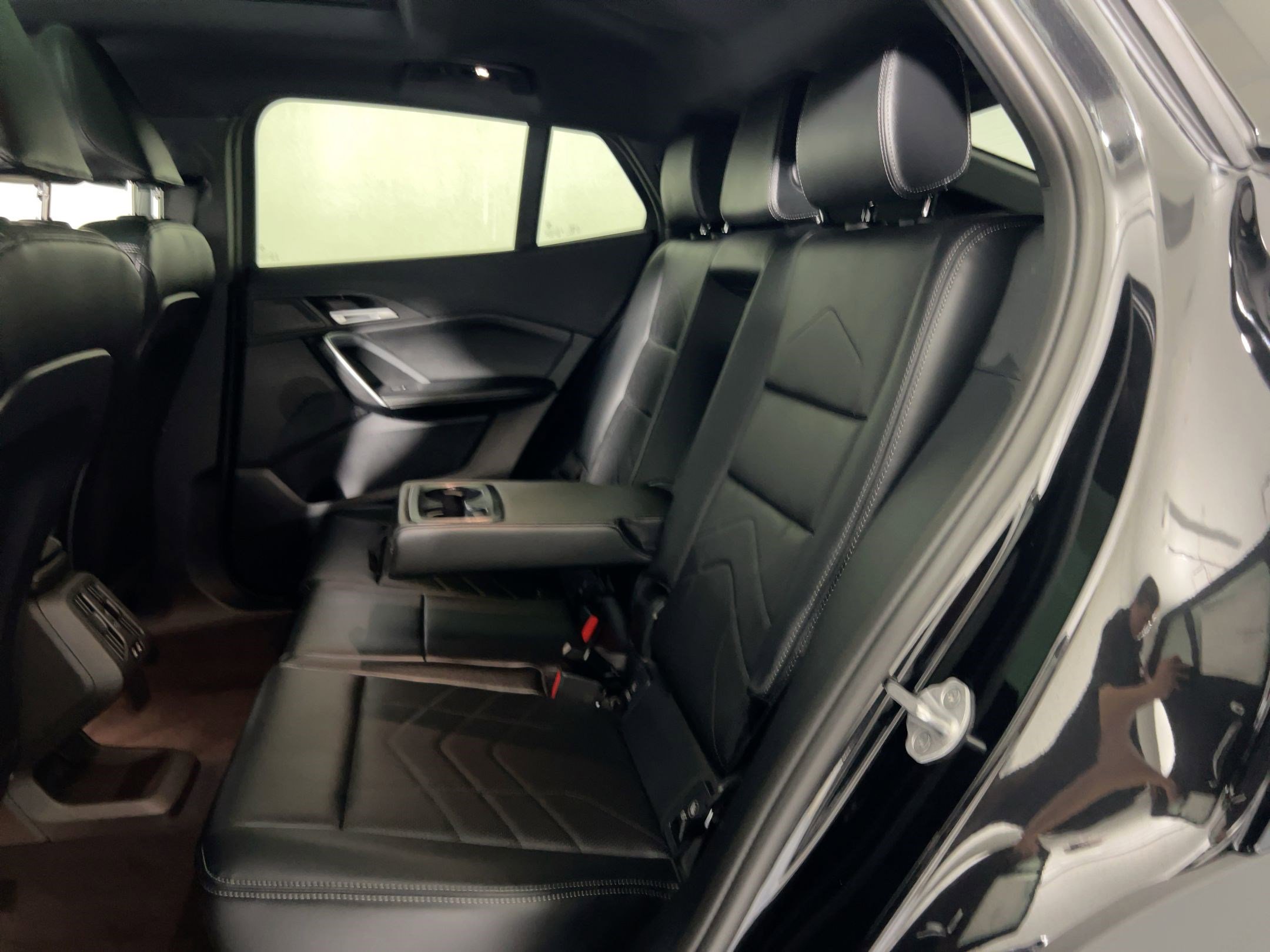 Used 2026 BMW X2 xDrive28i w/ Technology Package image 13