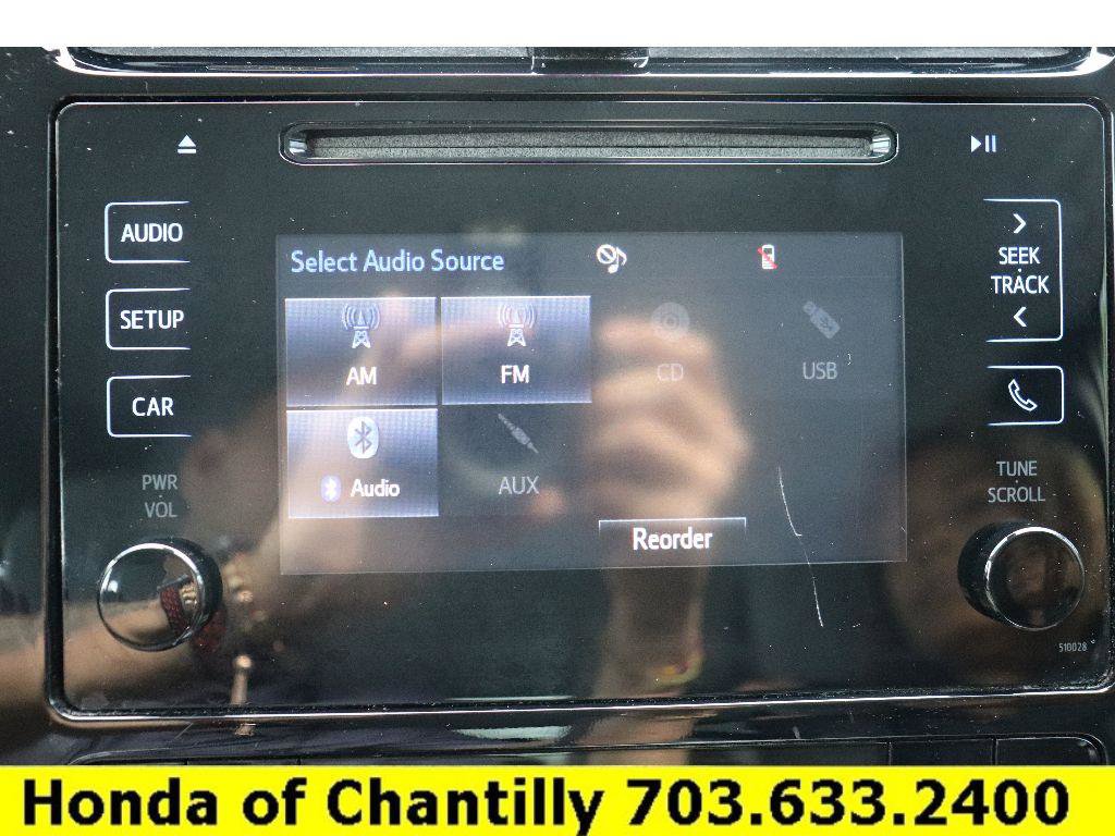Used 2018 Toyota Prius One w/ Carpet Mat Package FWD image 16