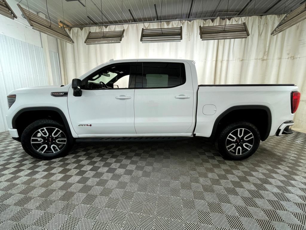 Used 2024 GMC Sierra 1500 AT4 w/ AT4 Premium Package AWD/4WD image 22