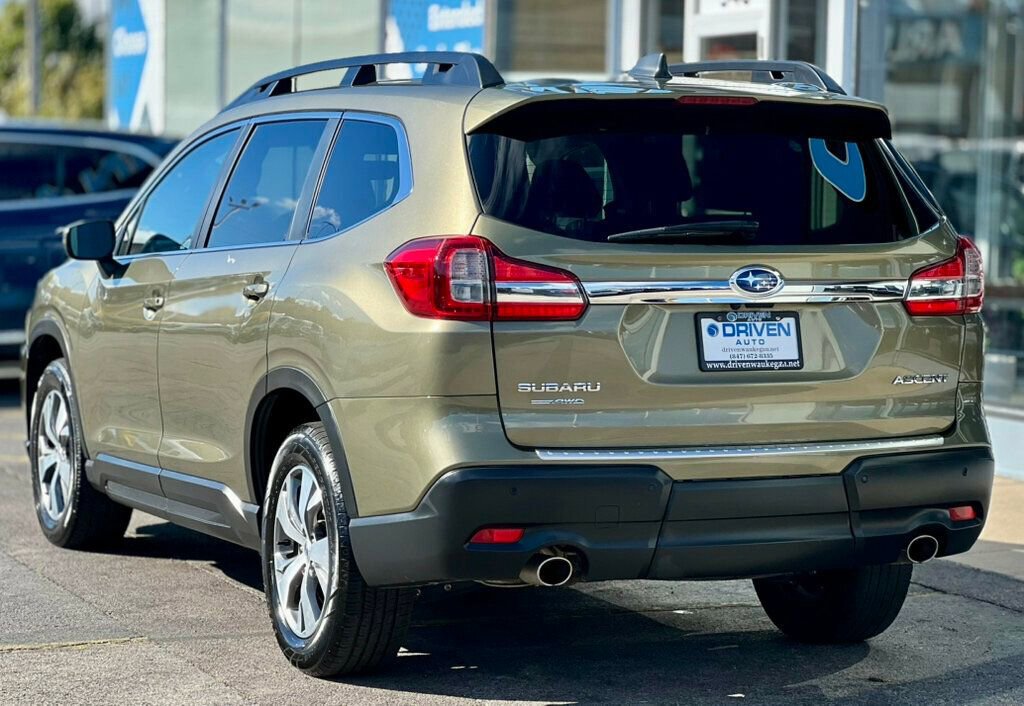 Used 2022 Subaru Ascent Premium w/ Convenience Package AWD/4WD image 3