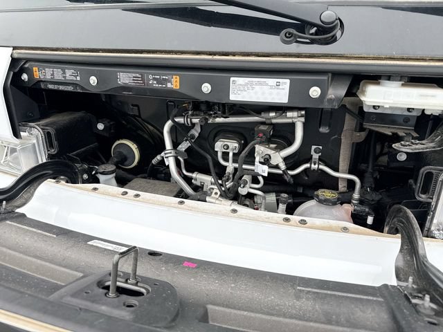 Used 2024 Chevrolet Brightdrop 400 w/ Commercial Equipment Package AWD/4WD image 13