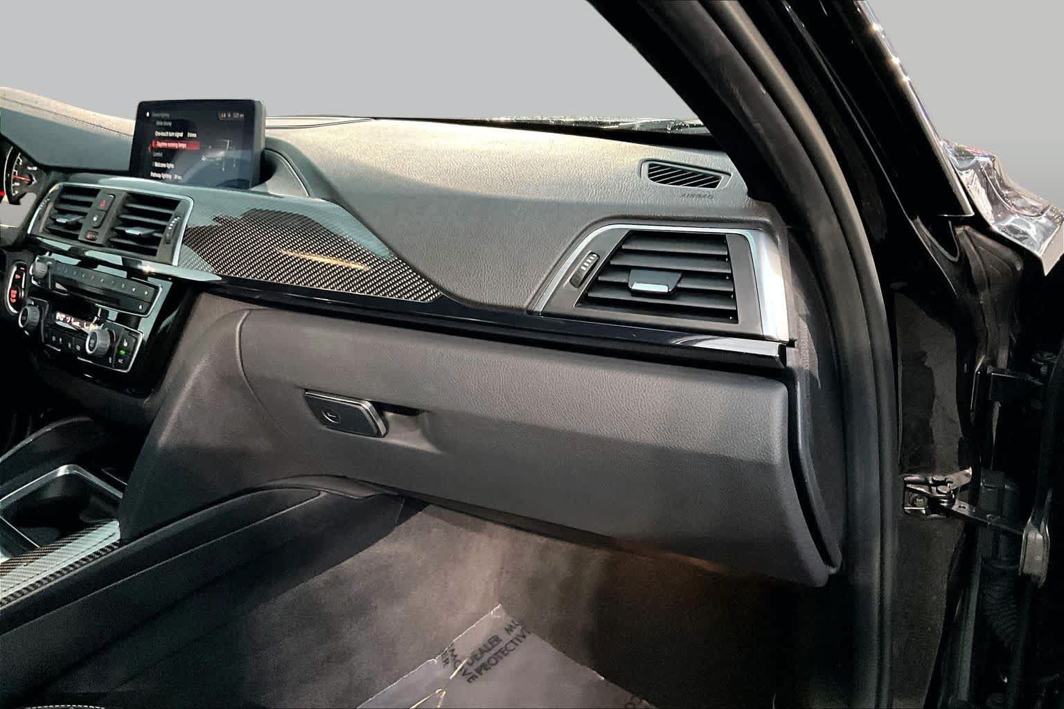 Used 2018 BMW M3 RWD image 19