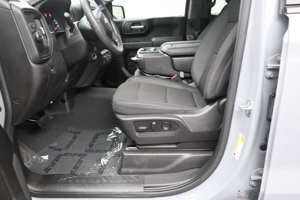 Used 2025 Chevrolet Silverado 1500 Custom RWD image 11