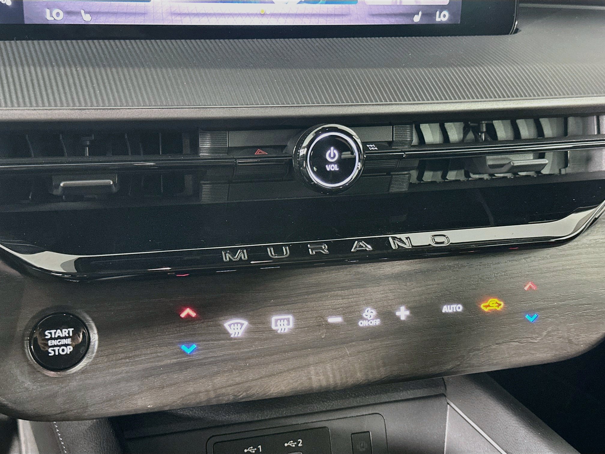 Used 2025 Nissan Murano SV AWD/4WD image 23