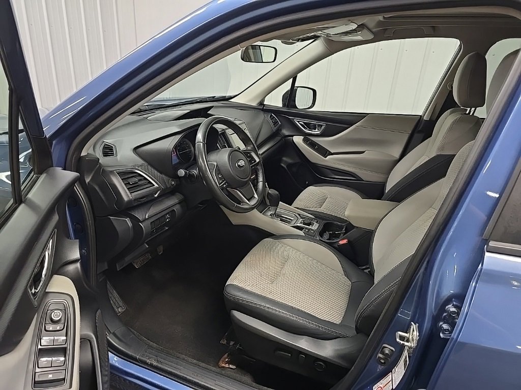Used 2019 Subaru Forester Premium w/ All-Weather Package image 23