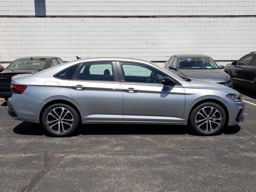 New 2026 Volkswagen Jetta Sport FWD image 2