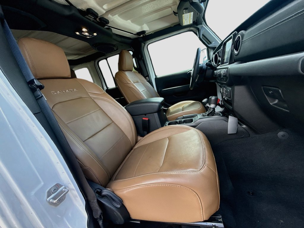 Certified 2023 Jeep Wrangler Unlimited Sahara w/ Cold Weather Group AWD/4WD image 33