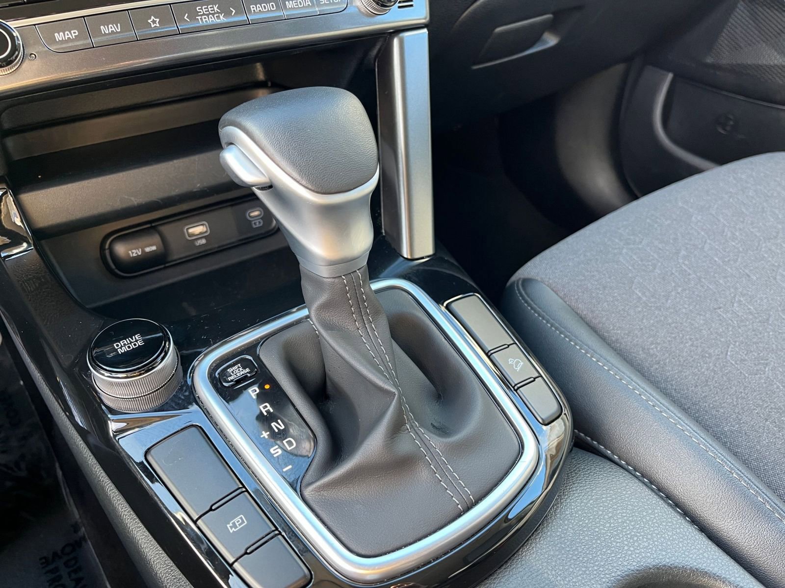 Used 2025 Kia Seltos S image 43