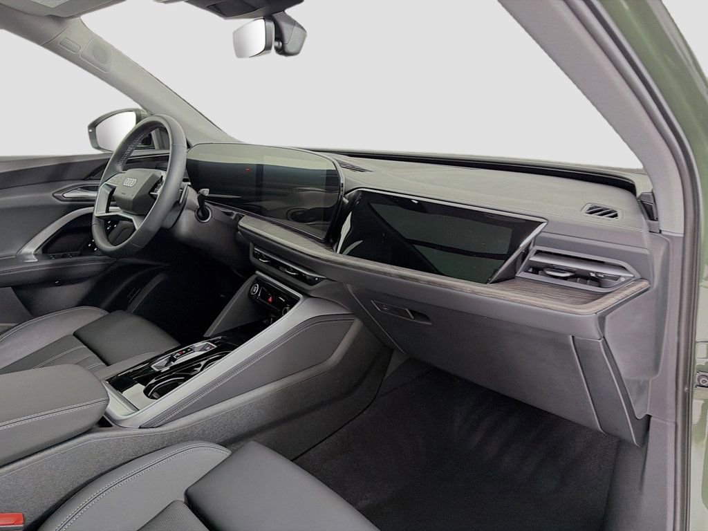 Certified 2025 Audi Q5 Premium Plus w/ Premium Plus image 31
