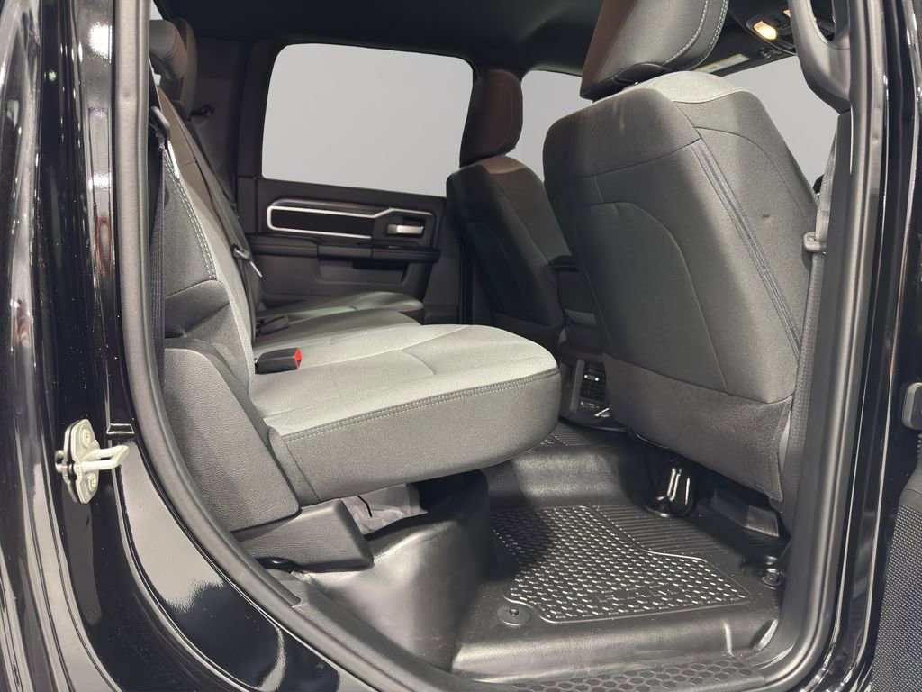 Used 2024 RAM 4500 SLT w/ Quick Order Package 2YG SLT image 18