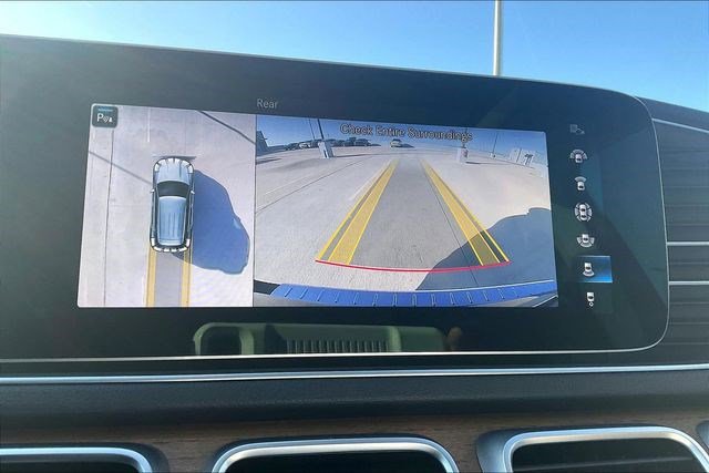 Used 2021 Mercedes-Benz GLE 450 4MATIC image 26