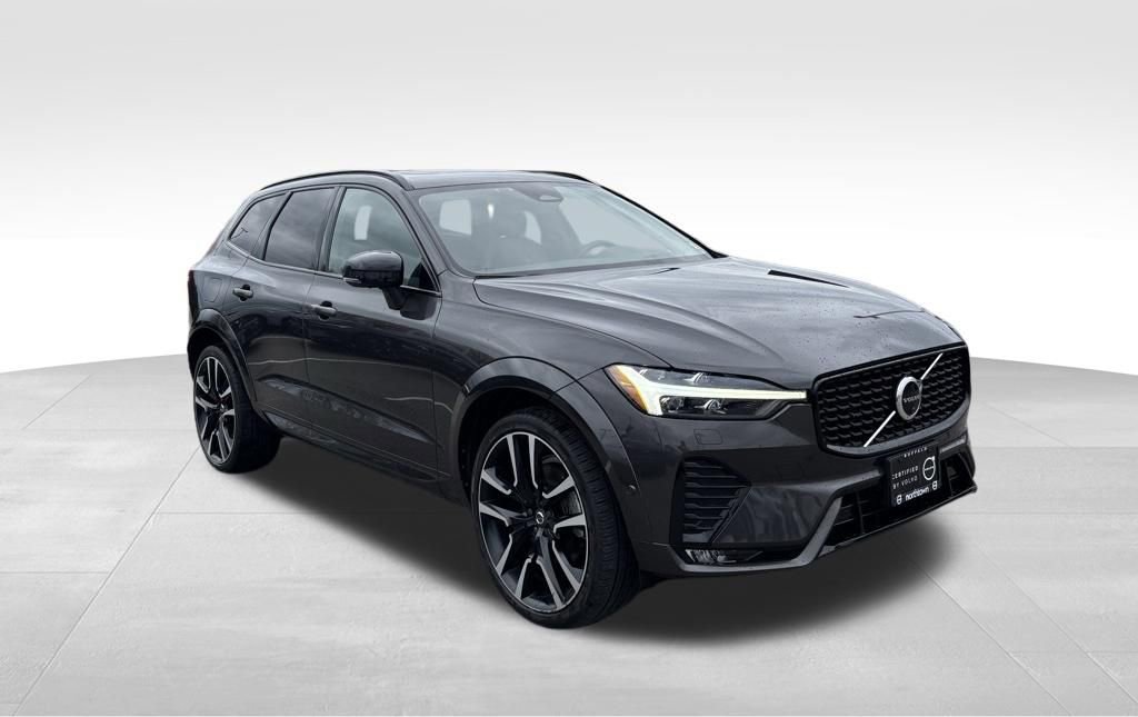 Certified 2023 Volvo XC60 B6 Ultimate w/ Climate Package AWD/4WD image 35