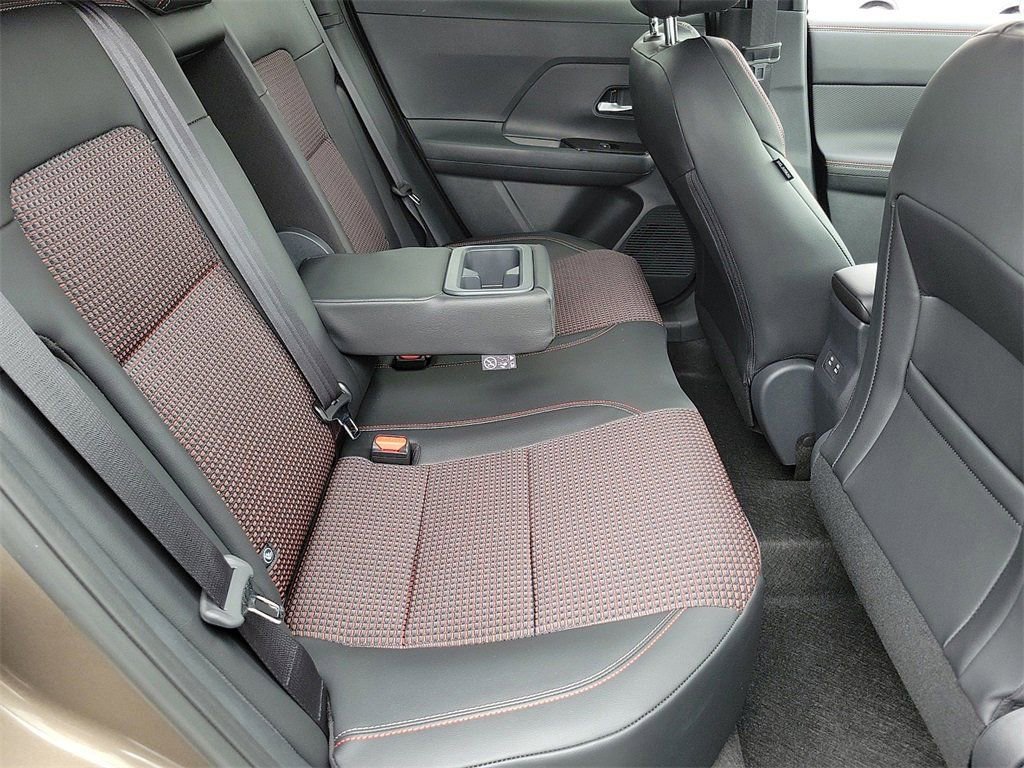 New 2026 Nissan Kicks SR w/ SR Premium Package image 14