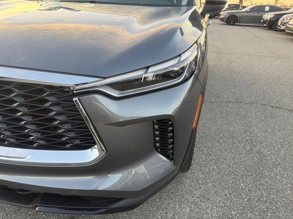 New 2025 INFINITI QX60 Luxe image 33