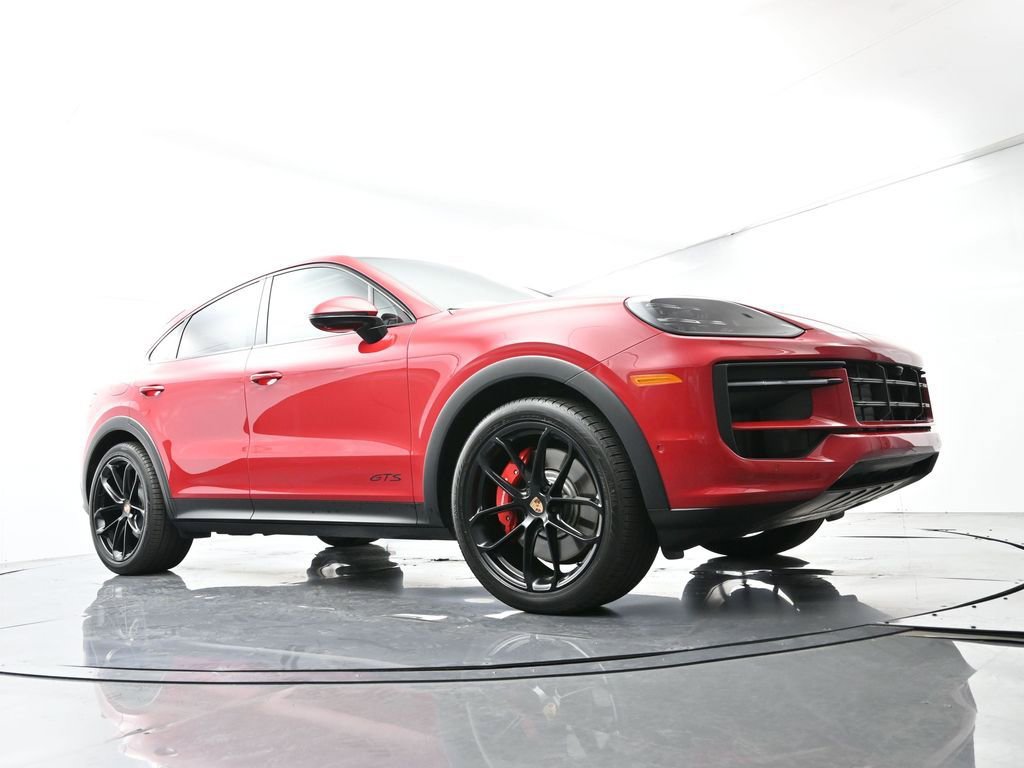 Certified 2025 Porsche Cayenne GTS image 57
