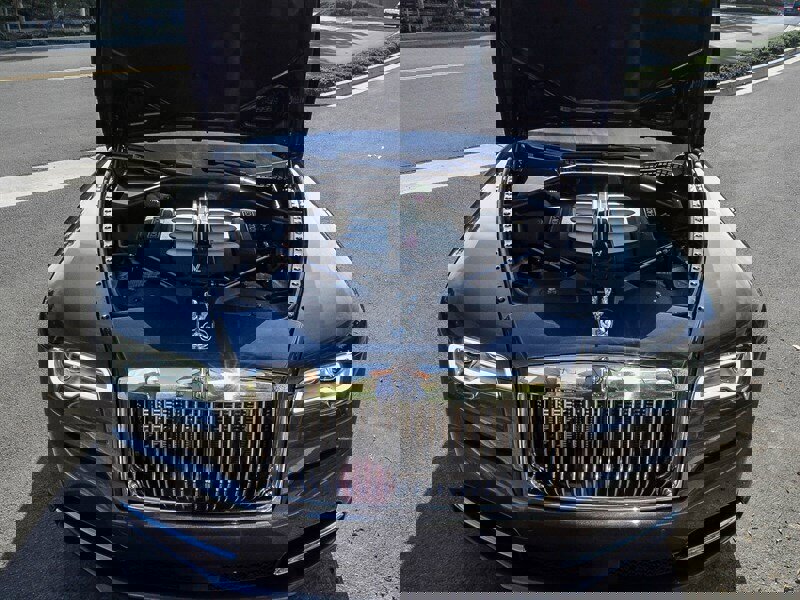 Used 2019 Rolls-Royce Dawn image 43