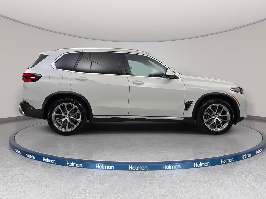 New 2026 BMW X5 xDrive40i w/ Off-Road Package image 4