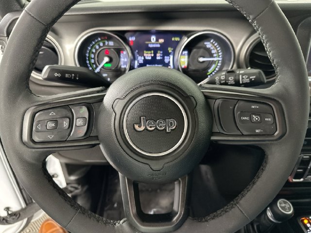 Used 2023 Jeep Wrangler Unlimited w/ Cold Weather Group AWD/4WD image 21