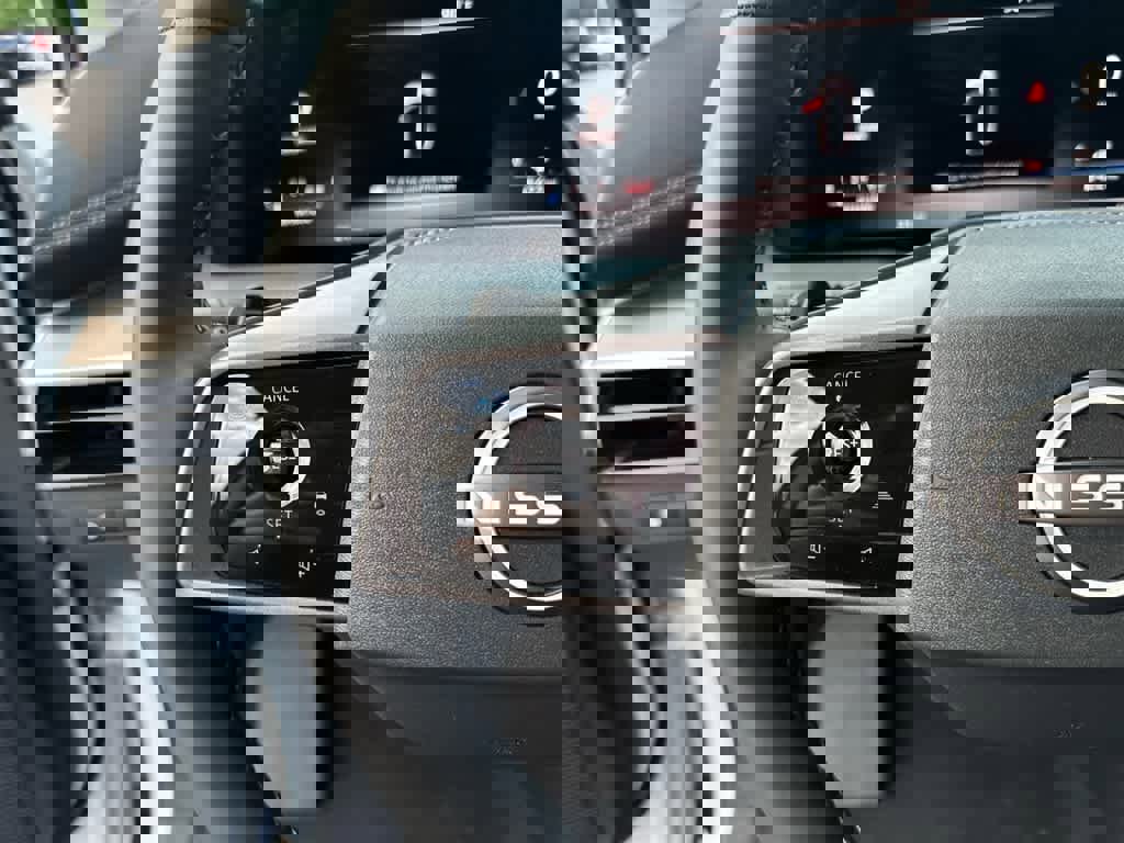 New 2025 Nissan Murano SL image 13