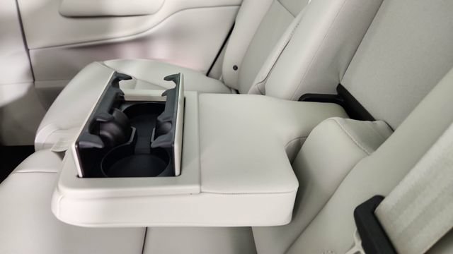 New 2026 Volvo EX90 Plus AWD/4WD image 29
