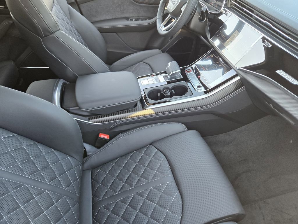 New 2026 Audi SQ7 Premium Plus image 17