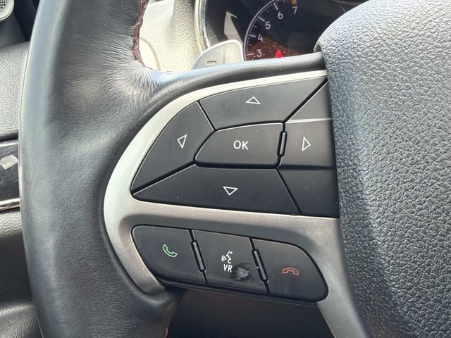 Used 2017 Jeep Grand Cherokee Trailhawk AWD/4WD image 25