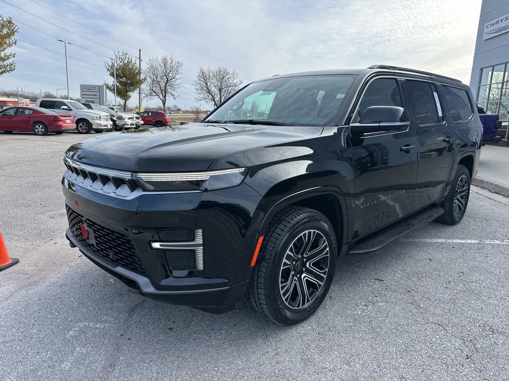 New 2026 Jeep Grand Wagoneer L 4WD w/ Premium Group I image 13