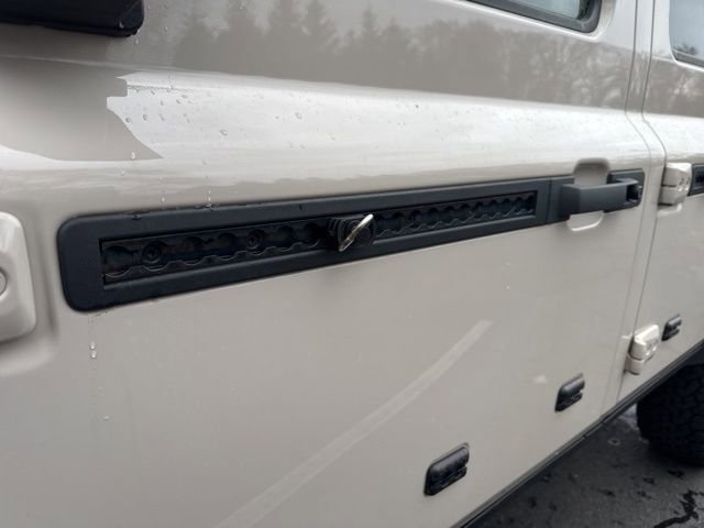 Used 2024 INEOS Grenadier Base image 41