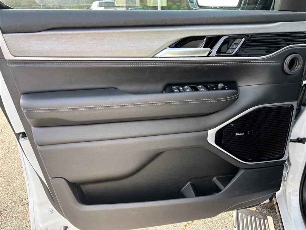 New 2026 Jeep Grand Wagoneer Limited image 9