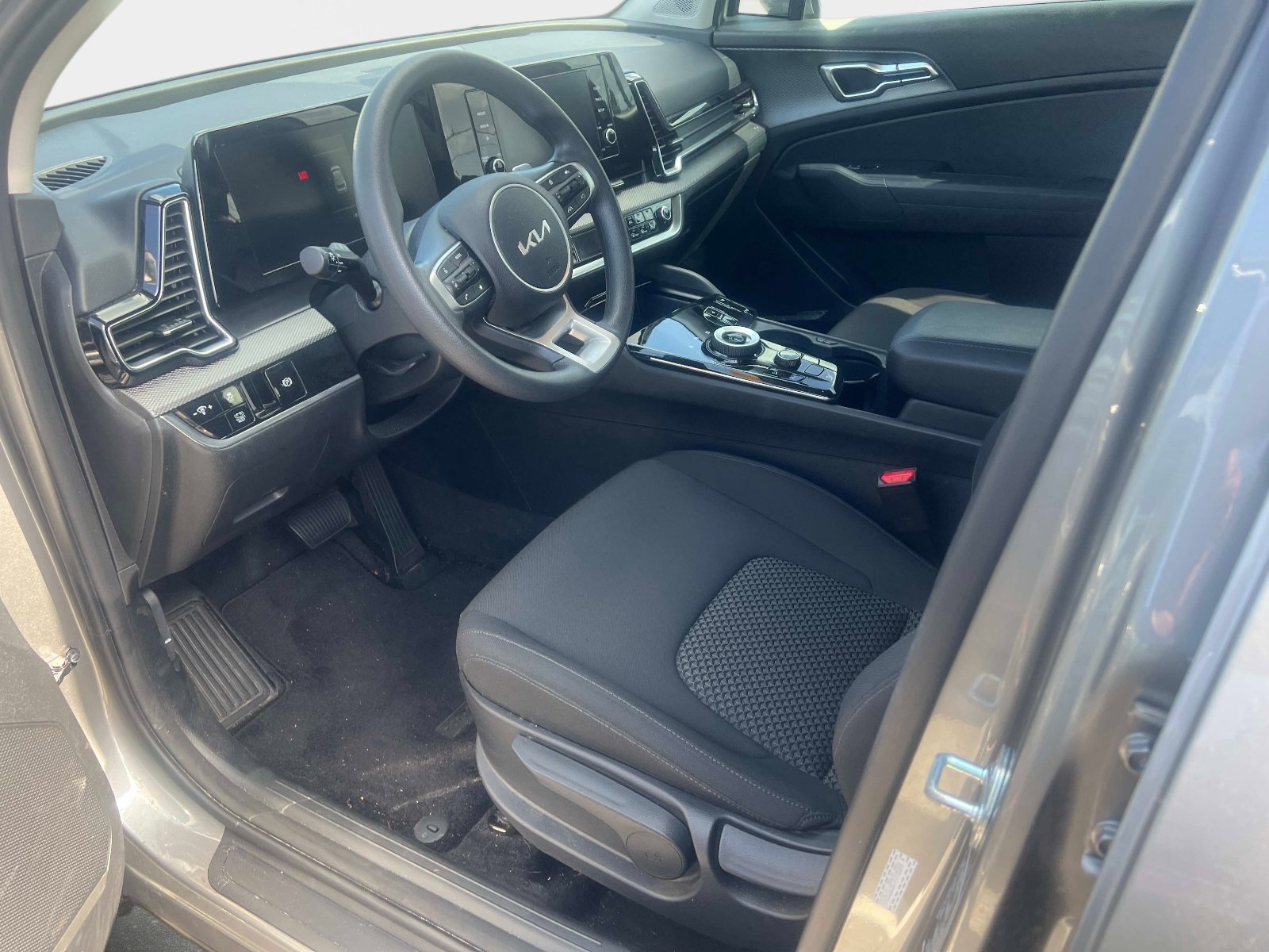 Certified 2023 Kia Sportage LX image 10