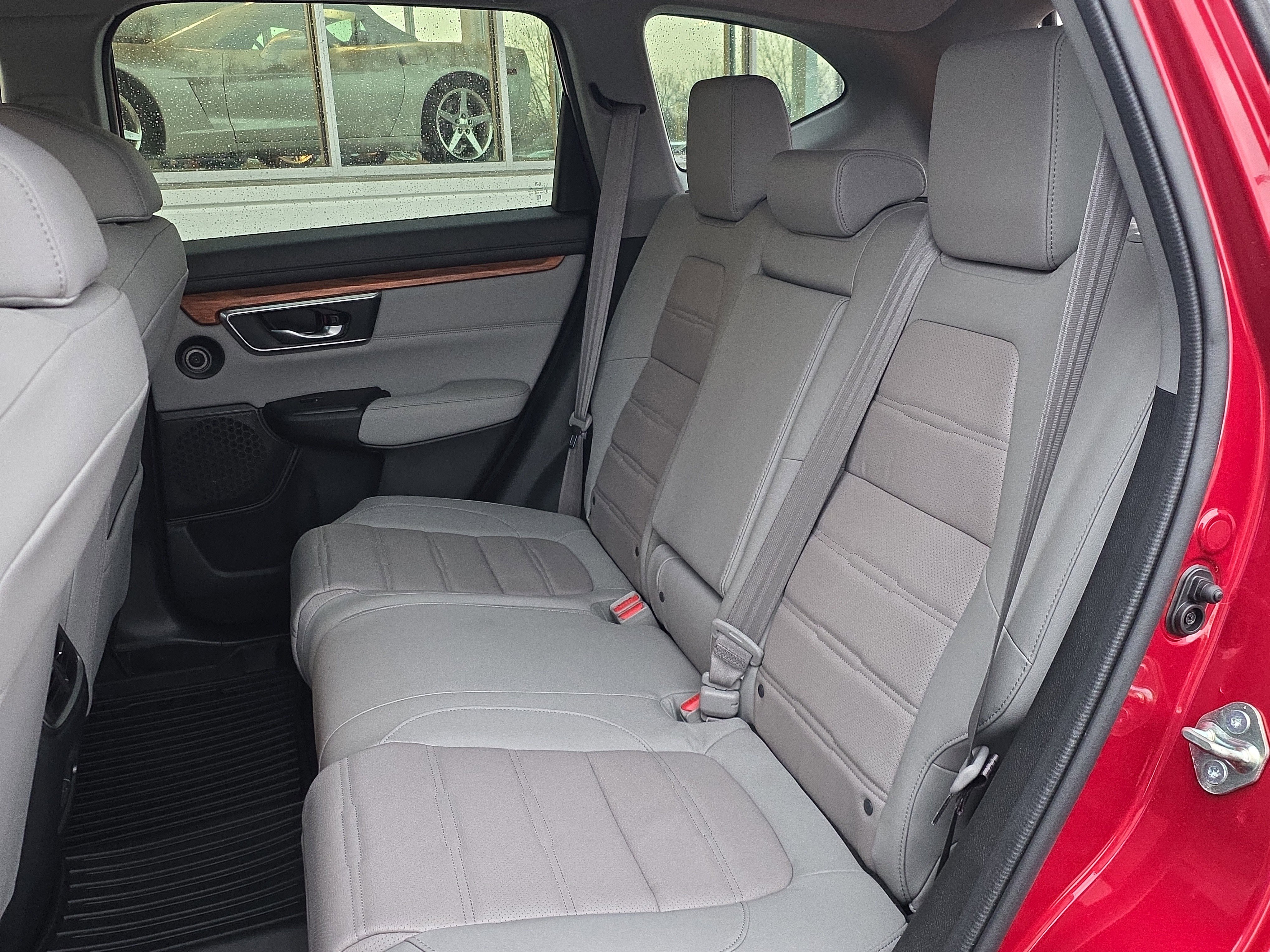 Used 2020 Honda CR-V Touring image 37