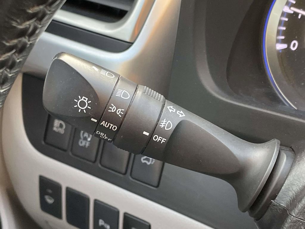 Used 2017 Toyota Highlander Limited image 15