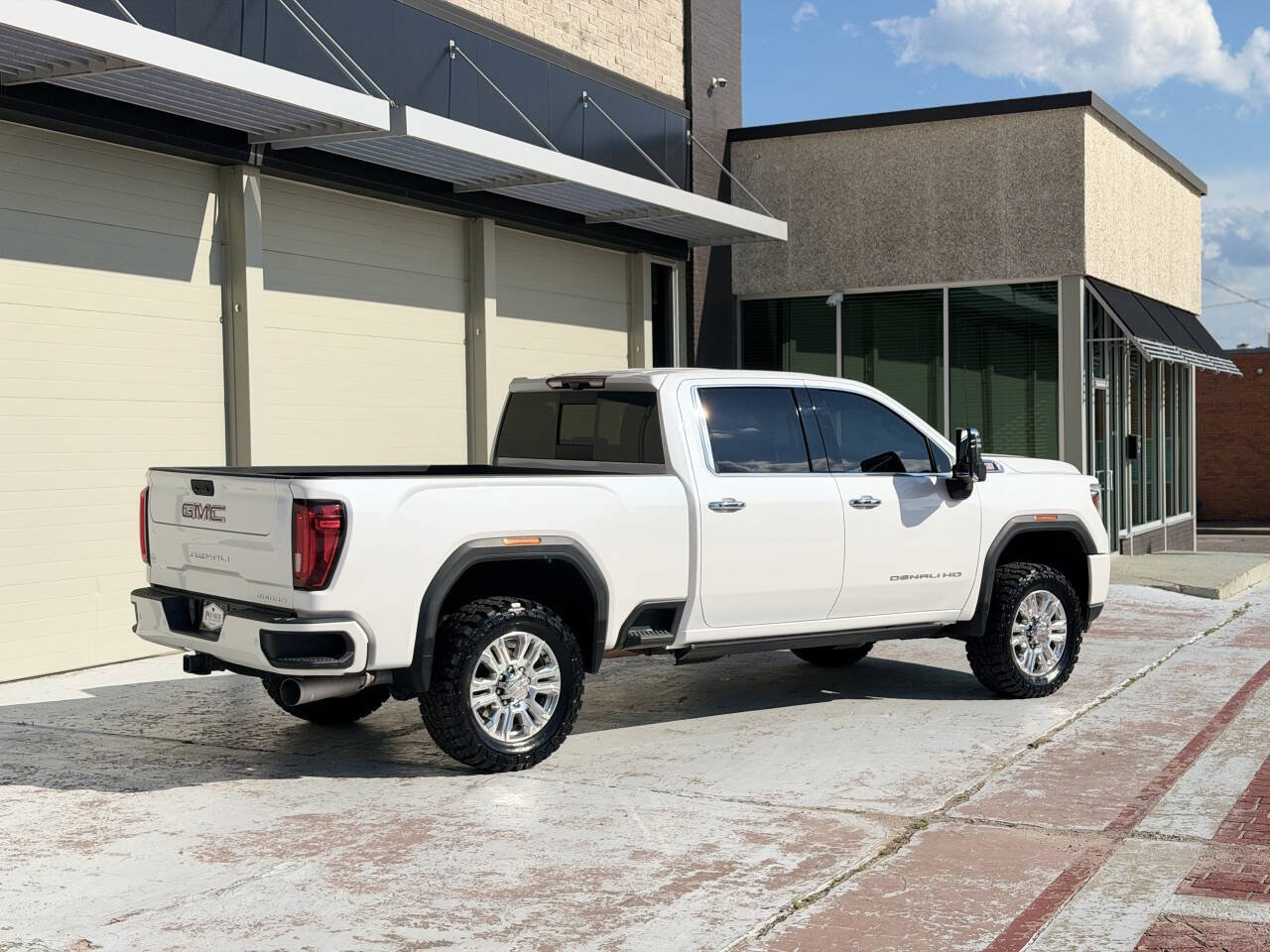 Used 2021 GMC Sierra 2500 Denali w/ Denali Ultimate Package AWD/4WD image 8