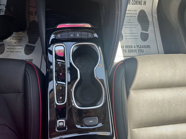 Used 2023 Buick Envision Essence w/ Sport Touring Package image 17