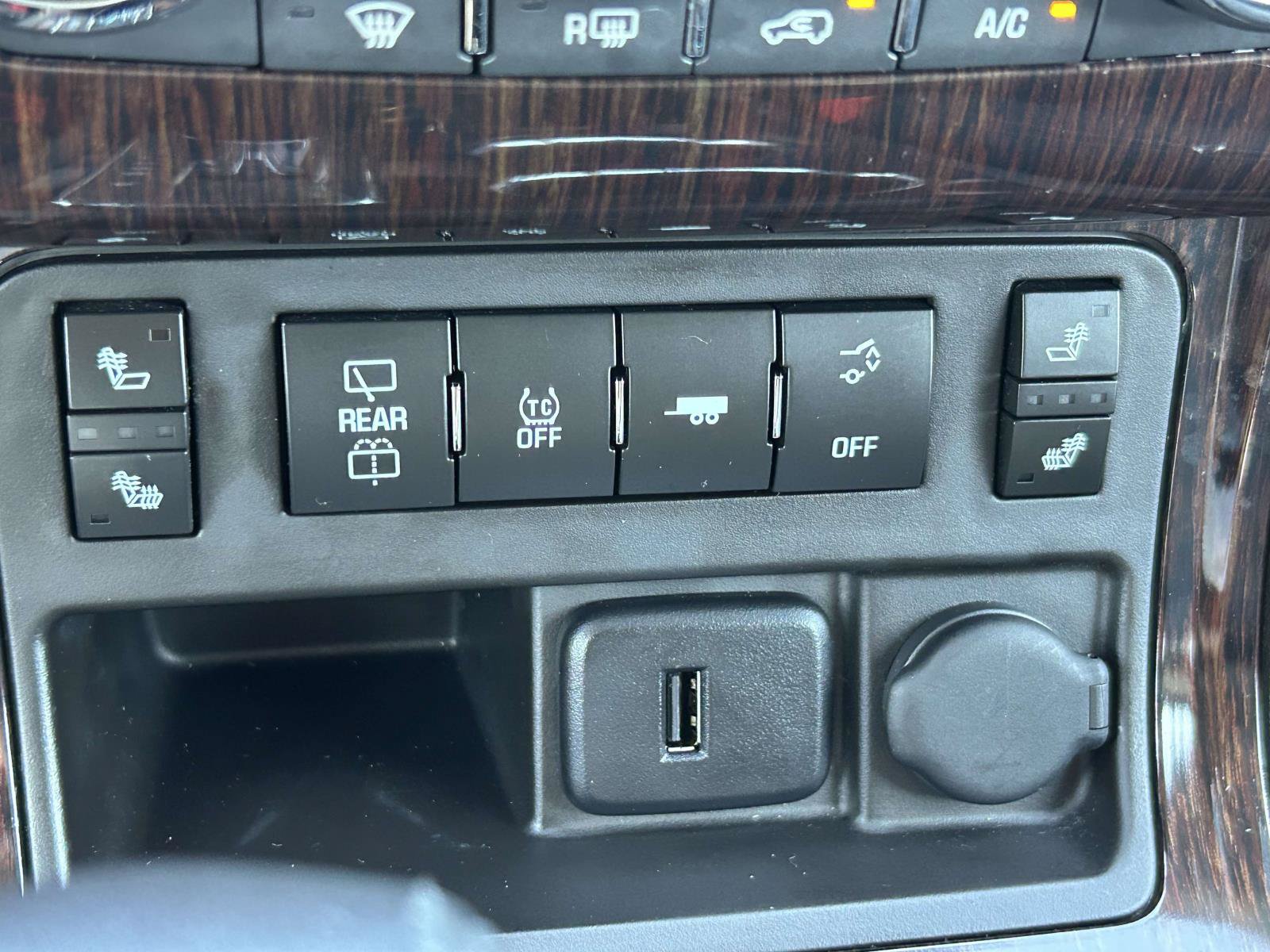 Used 2017 Chevrolet Traverse LT AWD/4WD image 22