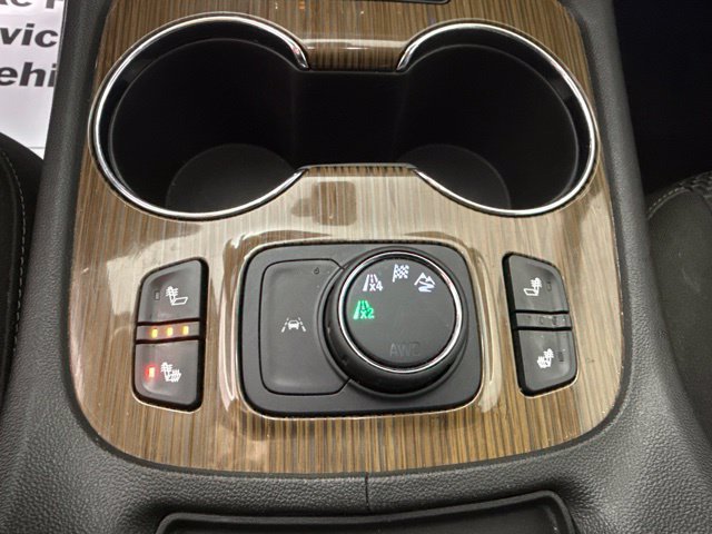 Used 2023 GMC Acadia SLE w/ Driver Convenience Package AWD/4WD image 24