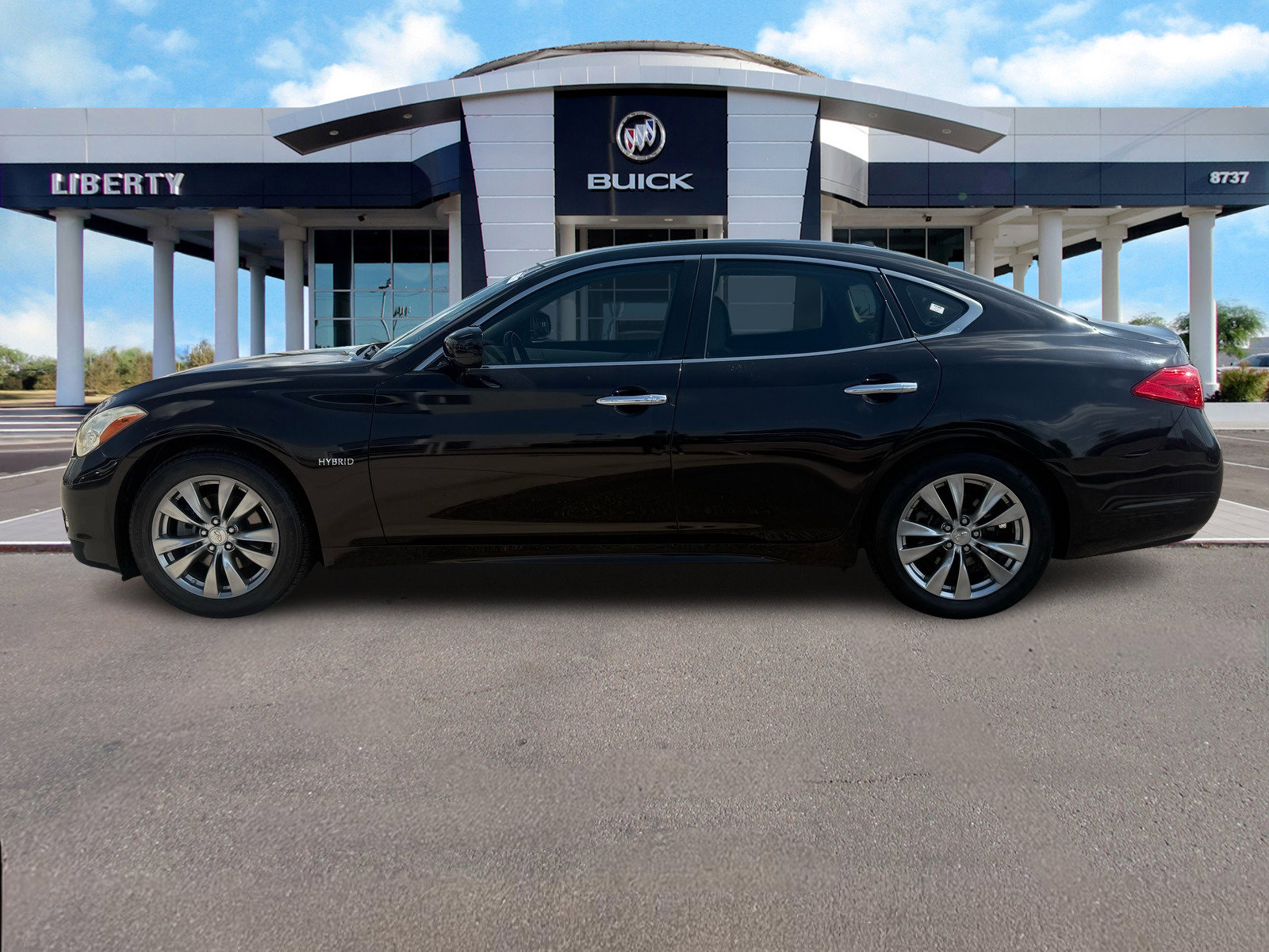 Used 2013 INFINITI M35 w/ Premium Pkg image 6