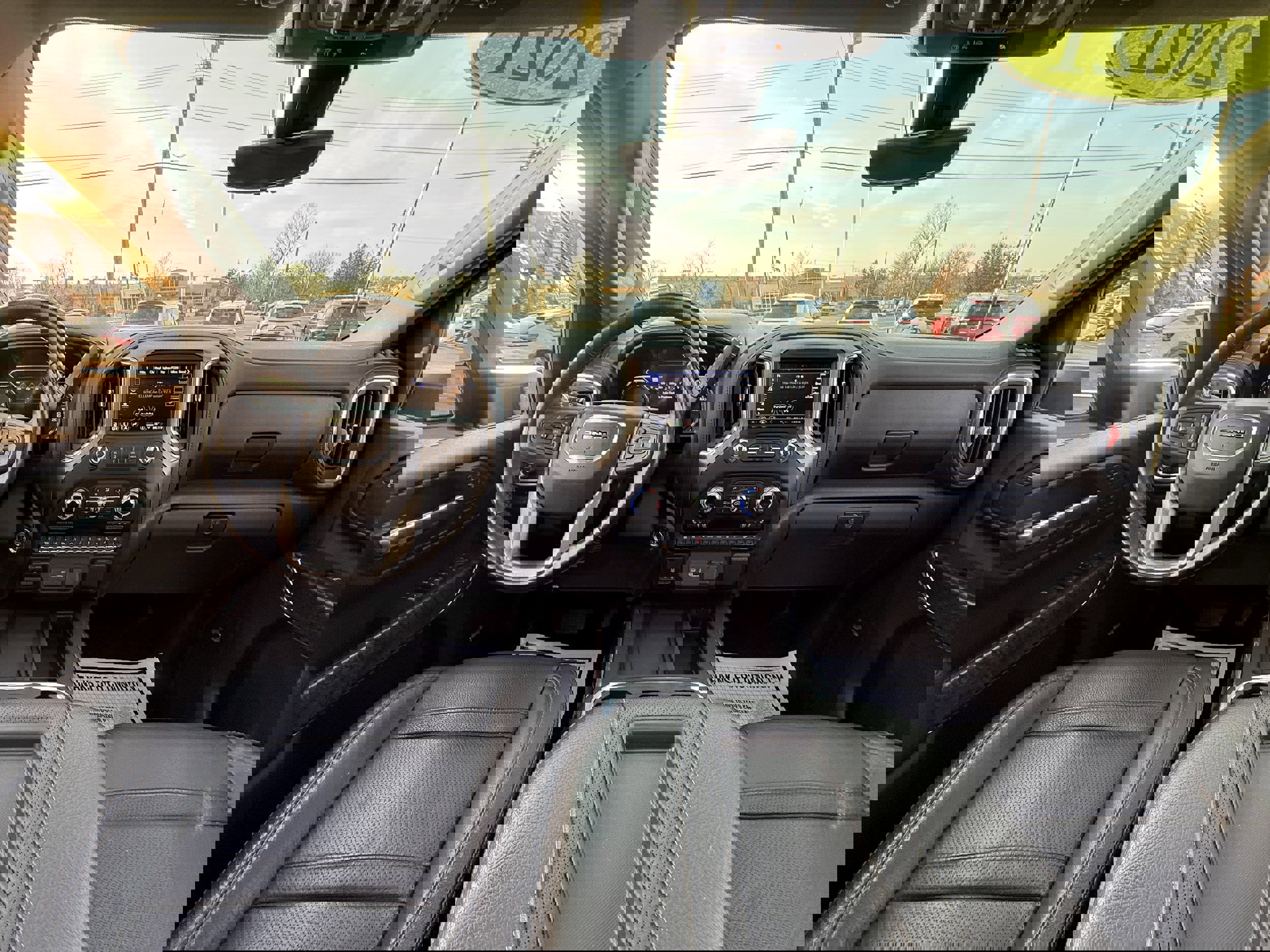 Used 2021 GMC Sierra 2500 Denali w/ Denali Ultimate Package image 16