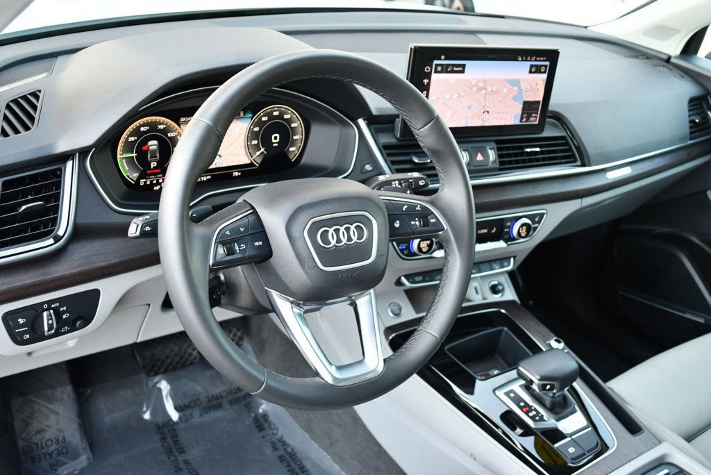 Used 2021 Audi Q5 e Premium Plus w/ Premium Plus Package image 46