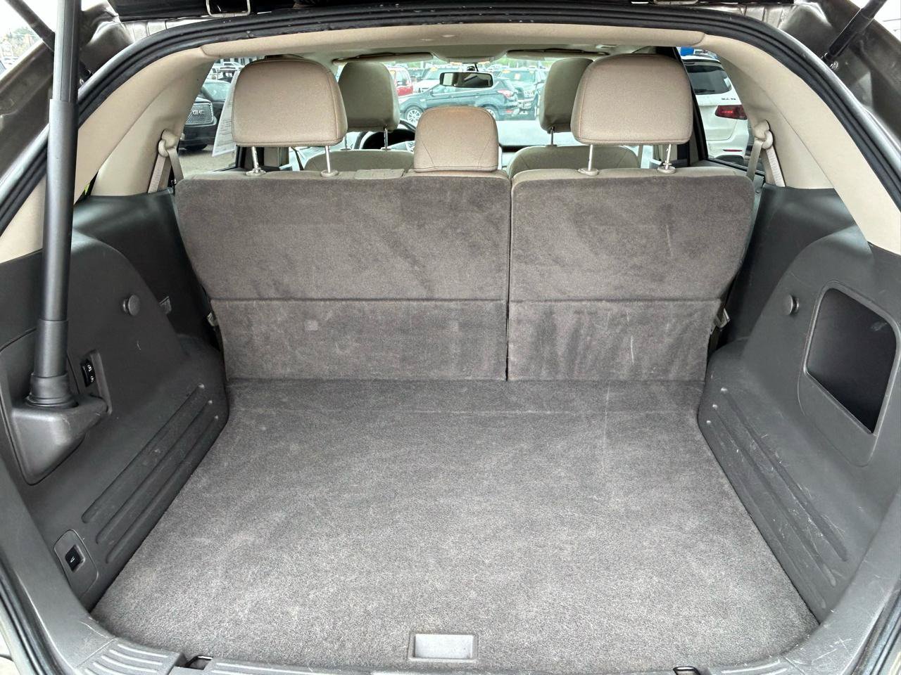 Used 2013 Ford Edge SEL FWD image 17