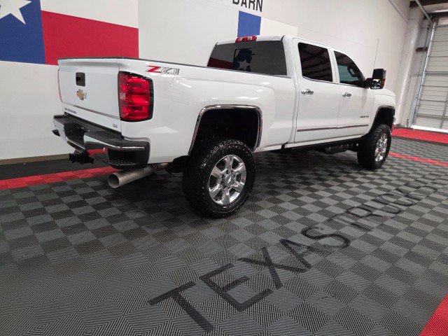 Used 2019 Chevrolet Silverado 2500 LTZ w/ Duramax Plus Package AWD/4WD image 17