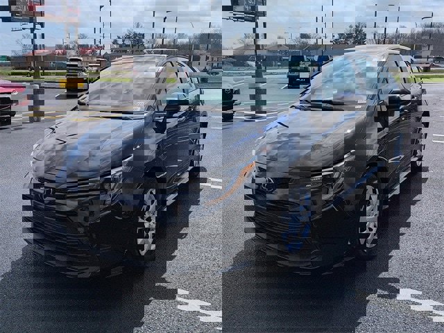 Certified 2025 Toyota Corolla LE image 3