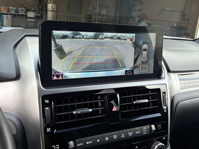 Used 2023 Lexus GX 460 Luxury w/ Accessory Package image 11