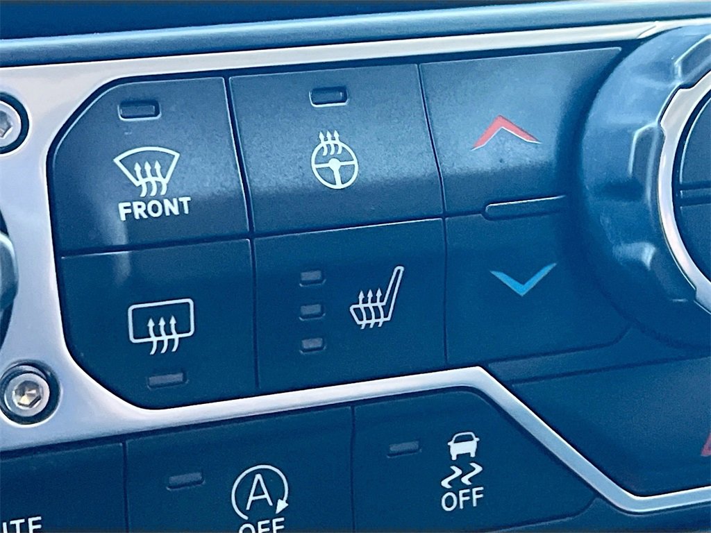 Used 2022 Jeep Wrangler Unlimited Sahara w/ LED Lighting Group image 20