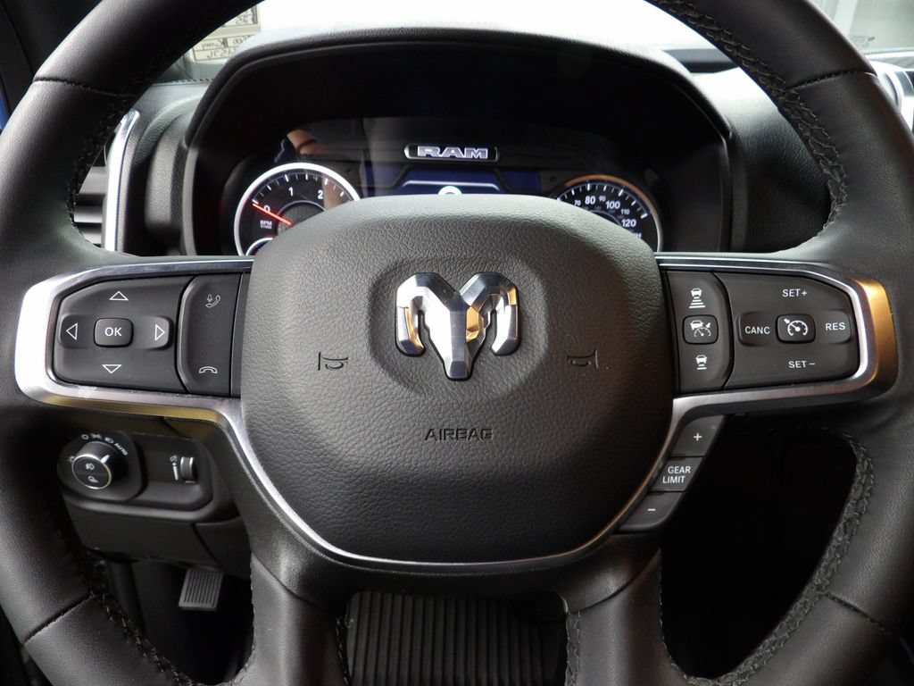 Used 2025 RAM 2500 Big Horn AWD/4WD image 60