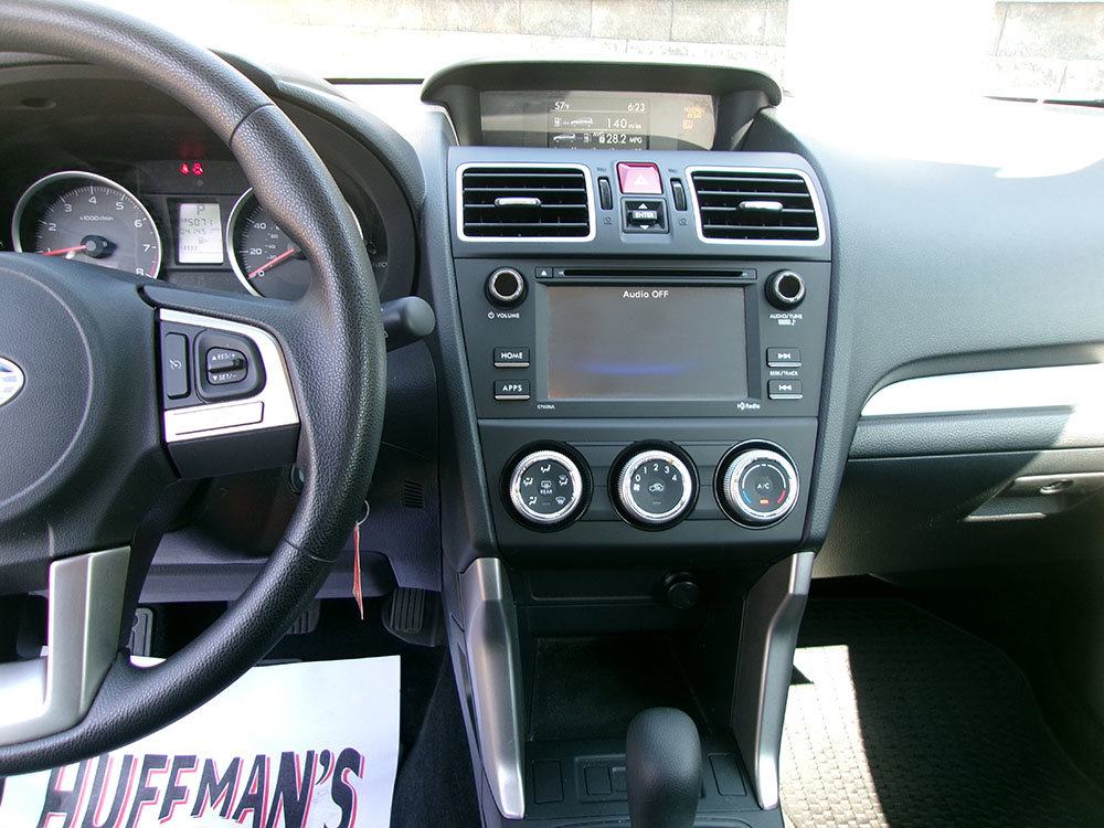 Used 2017 Subaru Forester 2.5i w/ Alloy Wheel Package image 15